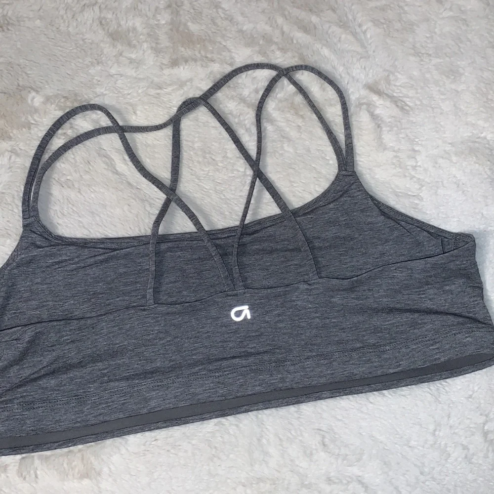 XL GAP fit strappy grey sports bra